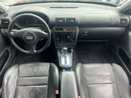 AUDI-A3-1.8 20V GASOLINA 4P AUTOMÁTICO AUDI-A3-2005