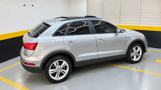 AUDI-Q3-2015