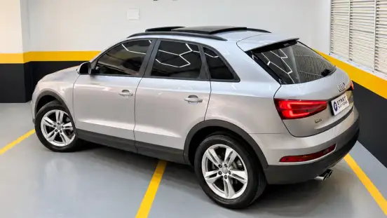AUDI-Q3-2015
