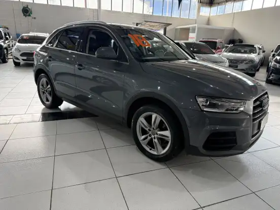 AUDI-Q3-2018