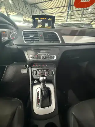 AUDI-Q3-2018