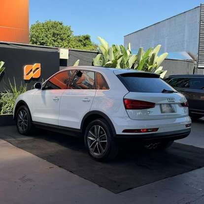 AUDI-Q3-2016