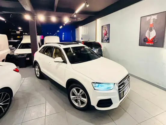 AUDI-Q3-2.0 TFSI AMBIENTE QUATTRO 4P GASOLINA S TRONIC AUDI-Q3-2017