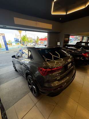 AUDI-Q3-2023