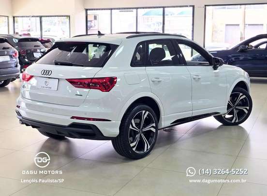 AUDI-Q3-2024