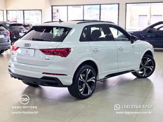 AUDI-Q3-2.0 40 TFSI GASOLINA PERFORMANCE BLACK PLUS QUATTRO TIPTRONIC AUDI-Q3-2024