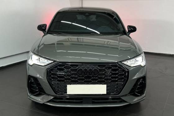 AUDI Q3 2.0 40 TFSI GASOLINA PERFORMANCE BLACK PLUS QUATTRO TIPTRONIC