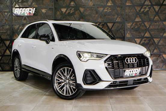 AUDI-Q3-2022