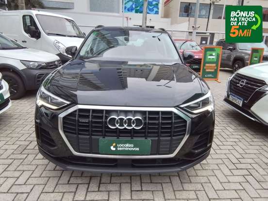 AUDI-Q3-2024