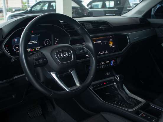 AUDI-Q3-2.0 40 TFSI GASOLINA SPORTBACK PERFORMANCE QUATTRO TIPTRONIC AUDI-Q3-2023