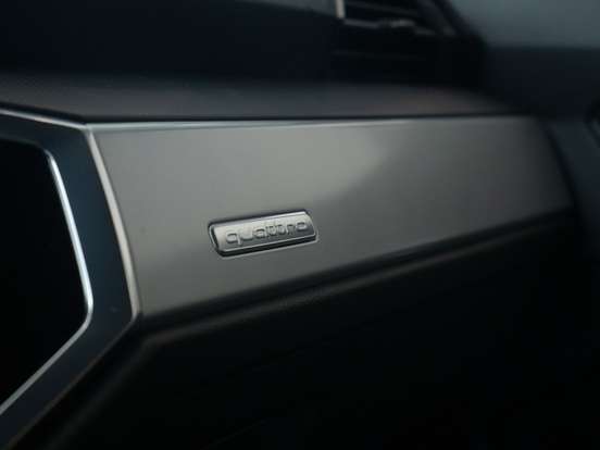 AUDI-Q3-2.0 40 TFSI GASOLINA SPORTBACK PERFORMANCE QUATTRO TIPTRONIC AUDI-Q3-2023