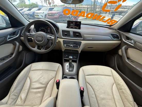 AUDI-Q3-2014