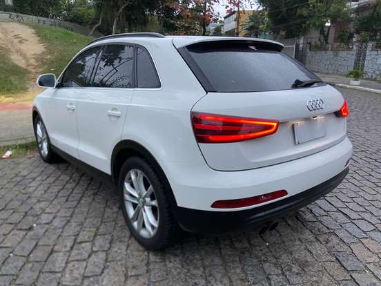 AUDI-Q3-2014