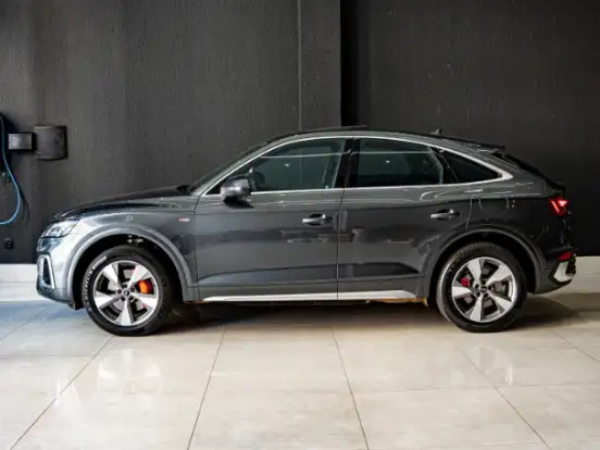 AUDI-Q5-2.0 45 TFSI GASOLINA SPORTBACK S LINE QUATTRO S TRONIC AUDI-Q5-2022