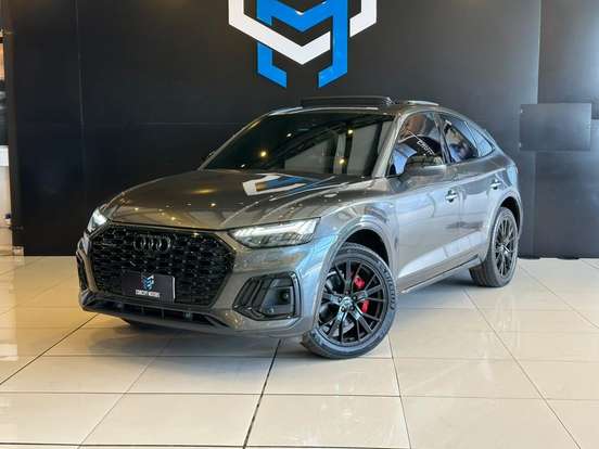 AUDI-Q5-2022