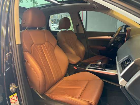 AUDI-Q5-2023