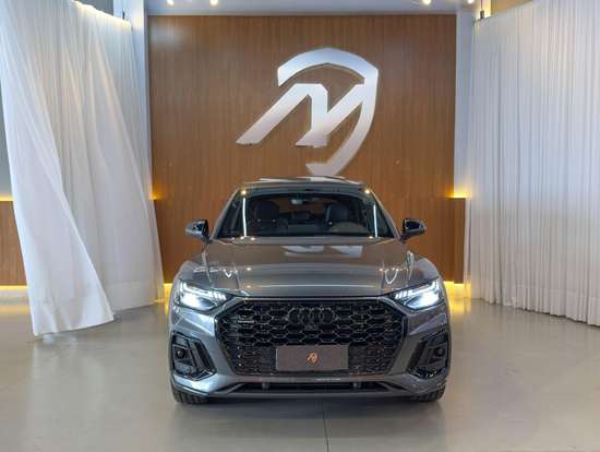 AUDI-Q5-2023