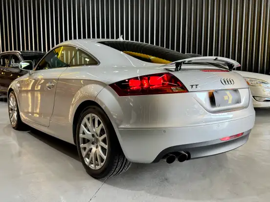 AUDI-TT-2009
