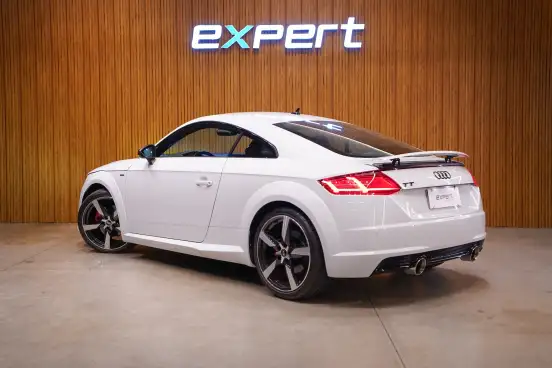 AUDI-TT-2015