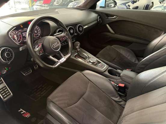 AUDI-TT-2015