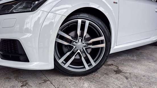 AUDI-TT-2015