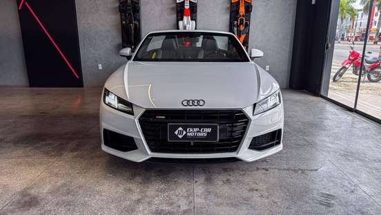 AUDI-TT-2015