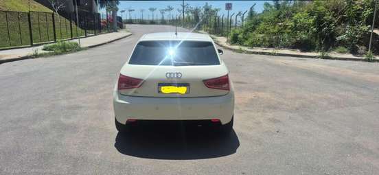 AUDI-A1-2011