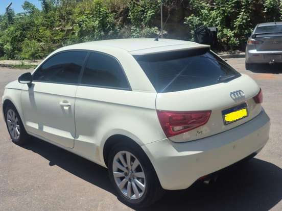 AUDI-A1-1.4 TFSI ATTRACTION 16V 122CV GASOLINA 2P AUTOMÁTICO AUDI-A1-2011