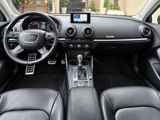AUDI-A3-1.4 TFSI SPORTBACK 16V GASOLINA 4P S-TRONIC AUDI-A3-2015