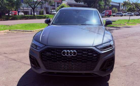 AUDI-Q5-2023