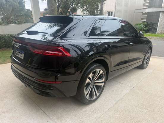 AUDI-Q8-3.0 TFSI GASOLINA PERFORMANCE BLACK QUATTRO TIPTRONIC AUDI-Q8-2023