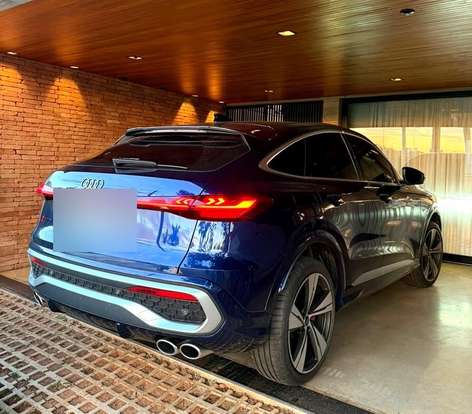 AUDI-SQ5-2025