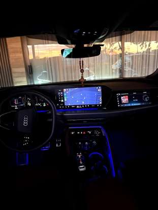 AUDI-SQ5-2025