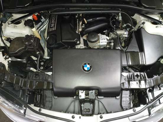 BMW-118i-2.0 UE71 16V GASOLINA 4P AUTOMÁTICO BMW-118i-2010