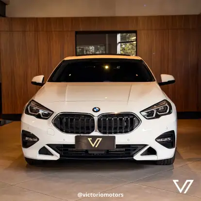 BMW-218i-2021