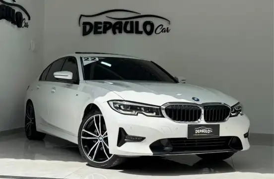 BMW-320i-2021