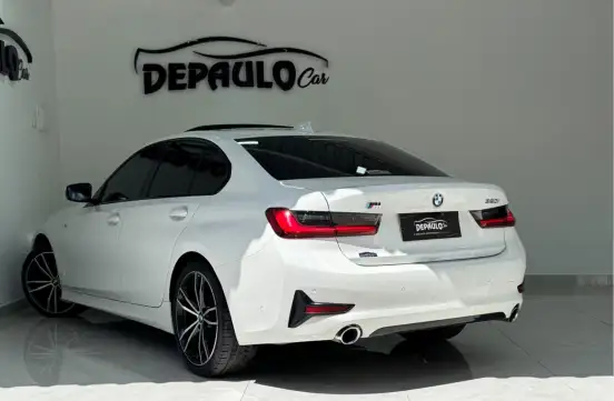 BMW-320i-2021