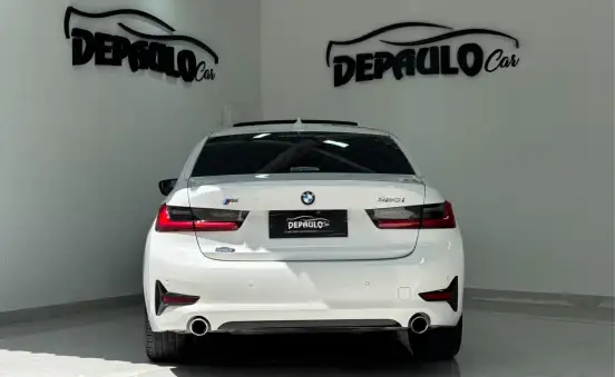 BMW-320i-2021