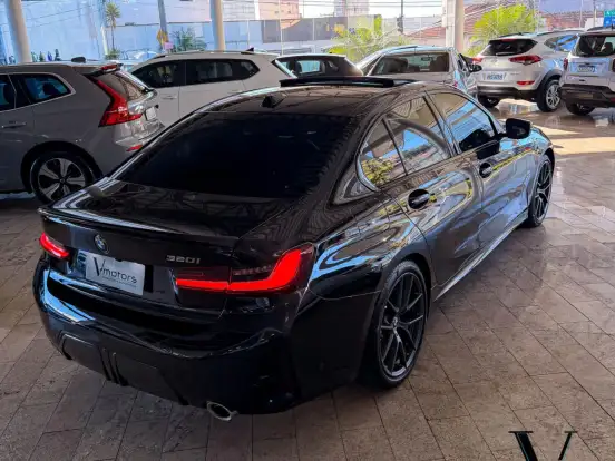 BMW-320i-2.0 16V TURBO FLEX M SPORT 10th ANNIVERSARY EDITION AUTOMÁTICO BMW-320i-2024