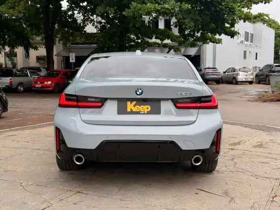 BMW-320i-2024