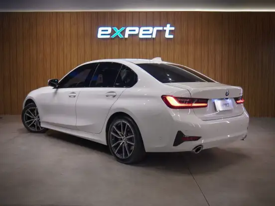 BMW-320i-2.0 16V TURBO GASOLINA GP AUTOMÁTICO BMW-320i-2020