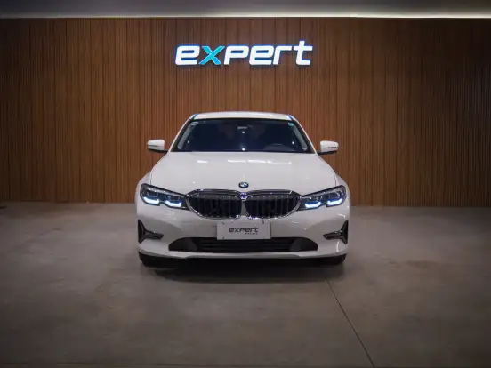BMW-320i-2.0 16V TURBO GASOLINA GP AUTOMÁTICO BMW-320i-2020