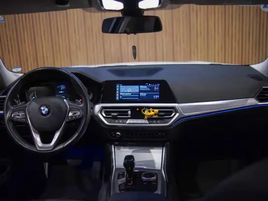 BMW-320i-2.0 16V TURBO GASOLINA GP AUTOMÁTICO BMW-320i-2020