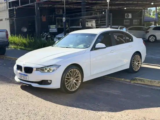 BMW-320i-2014