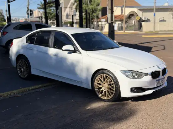 BMW-320i-2014