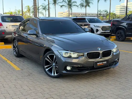 BMW-320i-2018