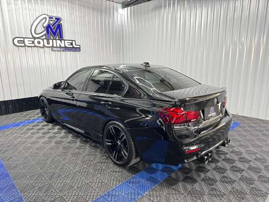 BMW-320i-2015