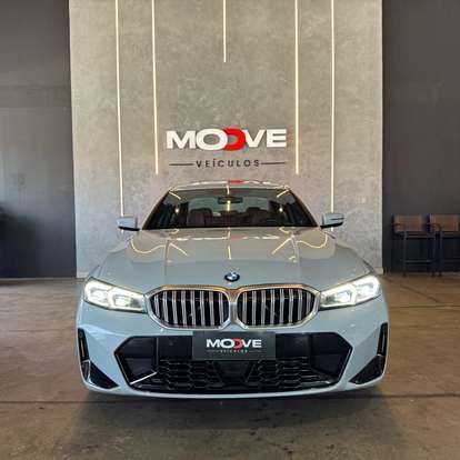 BMW-320i-2023