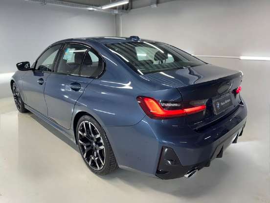 BMW-320i-2025