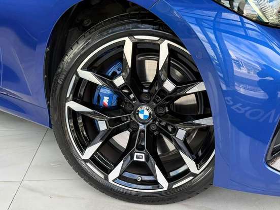BMW-320i-2.0 16V TURBO FLEX M SPORT AUTOMÁTICO BMW-320i-2025
